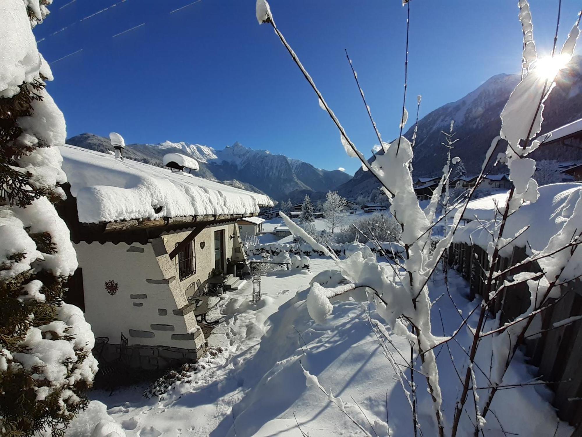 Ferienhaus Oetztal-Lodge Sautens Exterior photo
